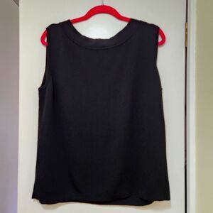 5/$20 Dress Barn Woman Top Size 22/24